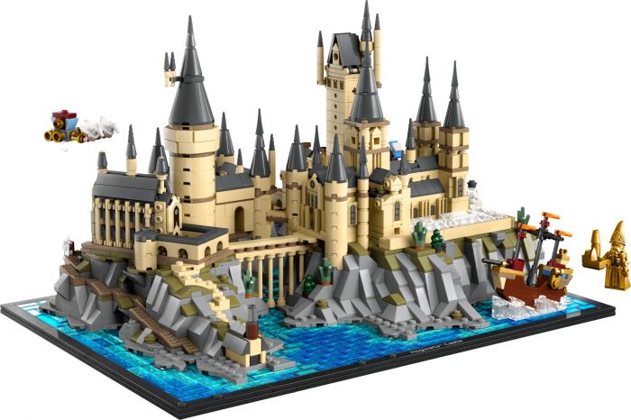 Конструктор LEGO Harry Potter™ Замок і територія Гоґвортсу