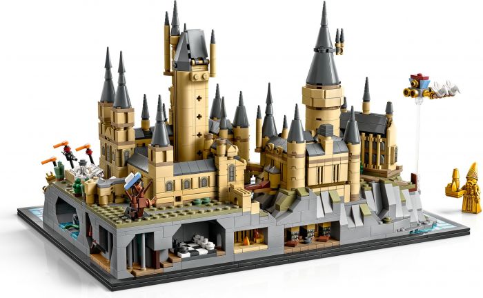 Конструктор LEGO Harry Potter™ Замок і територія Гоґвортсу