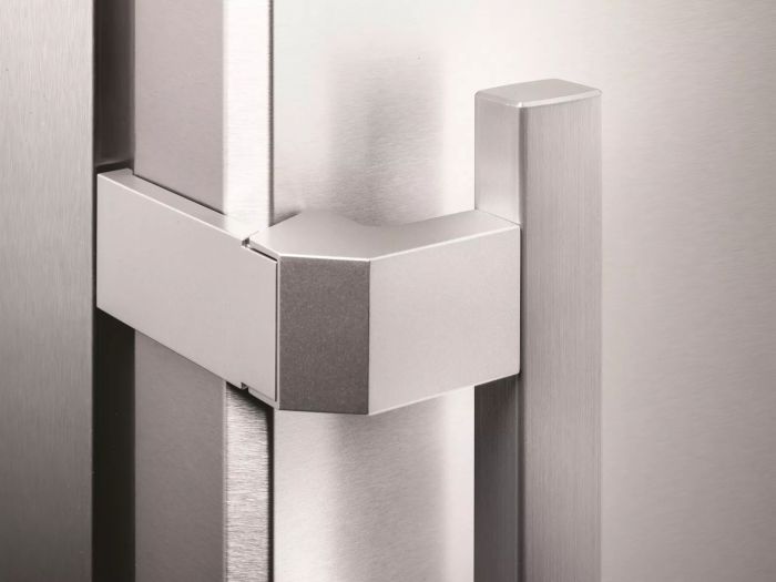 Холодильник Liebherr з нижн. мороз., 201x70х66.5, холод.відд.-296л, мороз.відд.-106л, 2дв., A++, NF, диспл внутр., білий