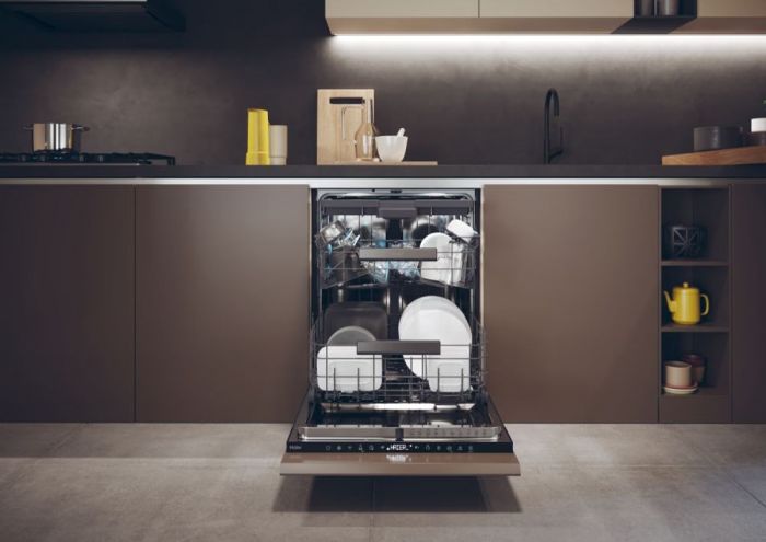 Посудомийна машина Haier вбудована, 16компл., A+, 60см, дисплей, 3й кошик, білий