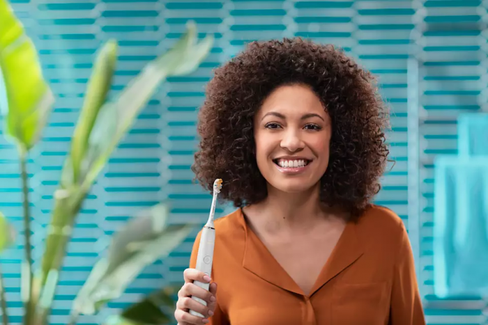 Щітка зубна електр. Philips, Sonicare DiamondClean 9000 Series, 62т. колив/хв, насадок-1, футляр, Bluetooth, білий