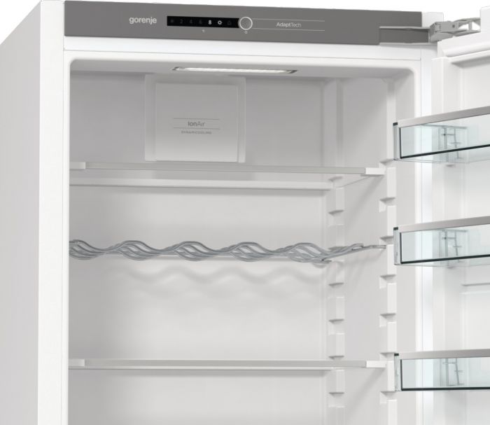 Холодильна камера Gorenje вбудована, 177x55,5х54,5, 301л, А++, інв., дисплей, білий