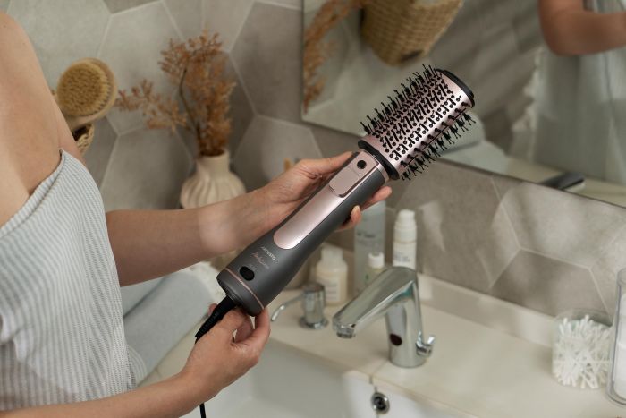 Фен-щітка ARDESTO Brush Pink Touch, 1200Вт, 2 швидкості, 2 темп. режими, LED-дисплей, функція іонізації , 4 насадки, сірий+ рожевий