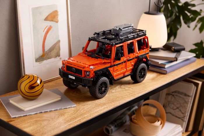 Конструктор LEGO Technic Mercedes-Benz G 500 PROFESSIONAL Line