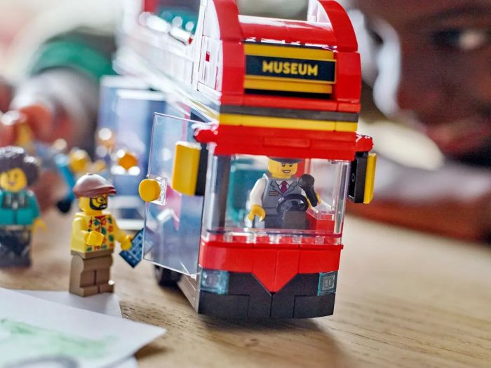 Конструктор LEGO City Червоний двоповерховий екскурсійний автобус