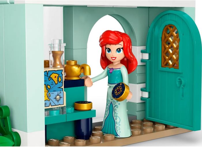 Конструктор LEGO Disney Princess Пригода діснеївської принцеси на ярмарку