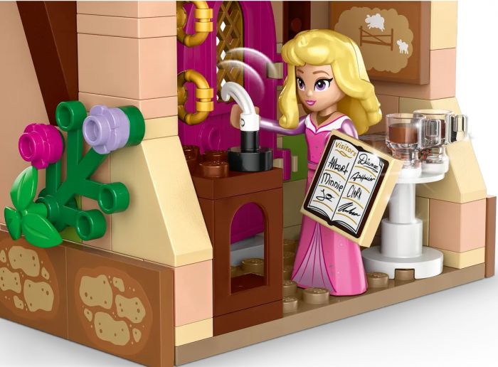 Конструктор LEGO Disney Princess Пригода діснеївської принцеси на ярмарку