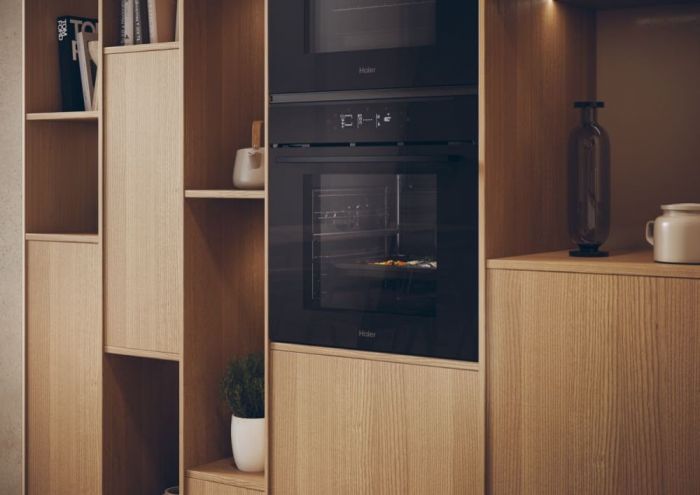 Духова шафа Haier електрична, 70л, A++, дисплей, конвекція, піроліз, телескопічні напрямні, чорний