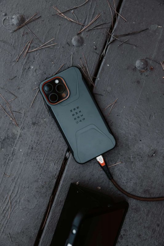 Кабель USB-C > USB-C 3.2 заряджання/синхронізації UAG 0.75м, 240Вт, Type-C, Rugged Double Braided Nylon, Black/Orange