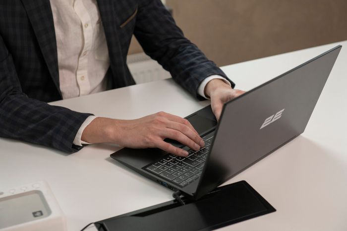 Ноутбук 2E Imaginary 15.6" FHD IPS AG, Intel i3-1215U, 8GB, F256GB, UMA, Win11PE, Чорний