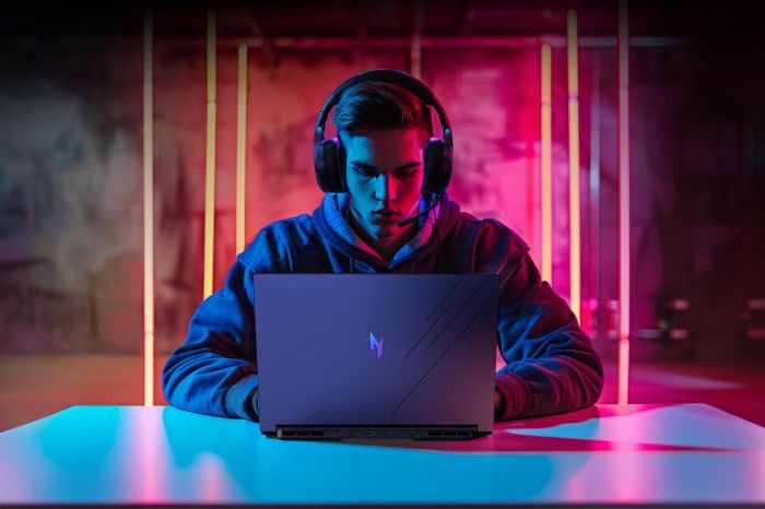 Ноутбук Acer Nitro V 16 ANV16-71 16" WUXGA IPS, Intel i7-14650HX, 16GB, F1TB, NVD4050-6, Lin, чорний