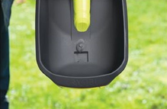 Сівалка акумуляторна Ryobi ONE+ OSS1800 18В 4л розкид до 3.5м 1.4кг без АКБ та ЗП