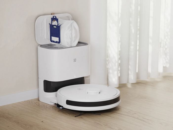 Робот-пилосос Electrolux, h=10см, вологе прибирання, конт пил -0.3л, вода -0.3л, автон. робота до 140хв, Wi-Fi, станція самоочищ., білий