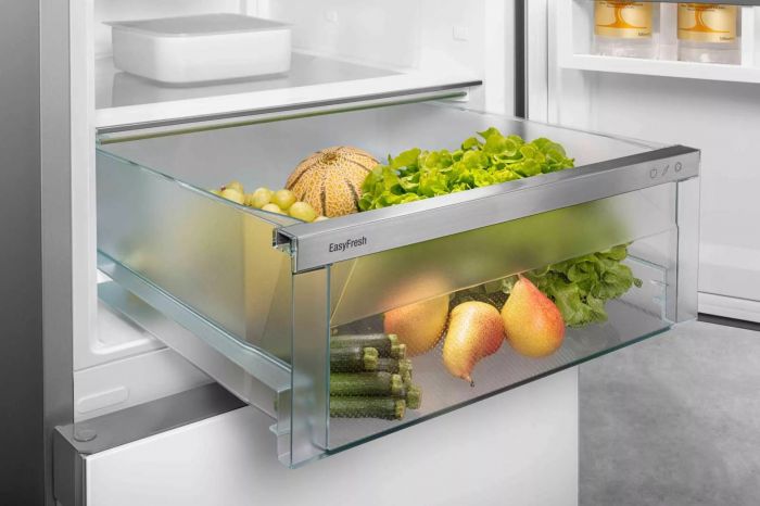 Холодильник Liebherr вбудований з нижн. мороз., 177x54.1х54.5, холод.відд.-182л, мороз.відд.-69л, 2дв., A++, NF, диспл внутр., білий