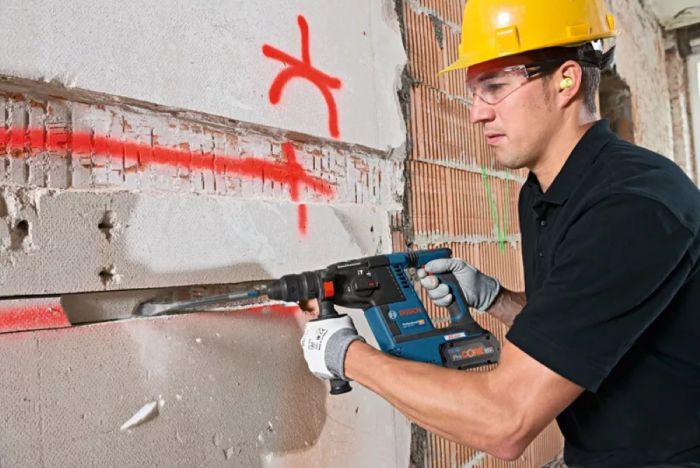 Набір акумулятора та зарядного пристрою Bosch ProCORE18В 2х18В 8А·год, ЗП GAL 18В-160"
