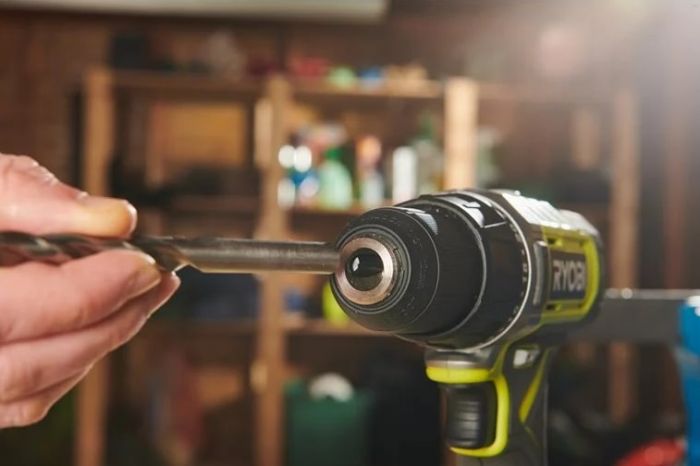 Шурупокрут-дриль акумуляторний Ryobi ONE+ RDD18-2C415S 18В 1х4А·год 1х1.5А·год ЗП 52Нм 450·1750об/хв 1.3кг сумка Шурупокрут-дриль акумуляторний Ryobi ONE+ RDD18-2C415S 18В 1х4А·год 1х1.5А·год ЗП 52Нм 450·1750об/хв 1.3кг сумка