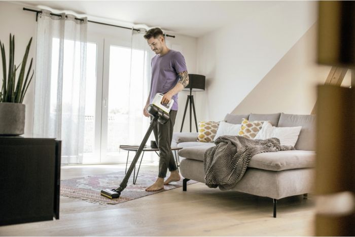 Пылесос Karcher беспроводный VC 4 Cordless myHome, конт пыль -0.65л, автон. раб. до 30мин, вес-2.4кг, белый