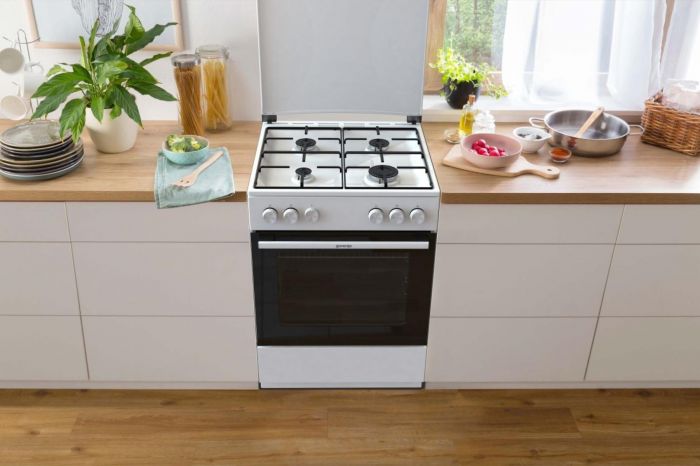Плита Gorenje  газова, 72л, 60x60см, емальовані, з кришкою, білий