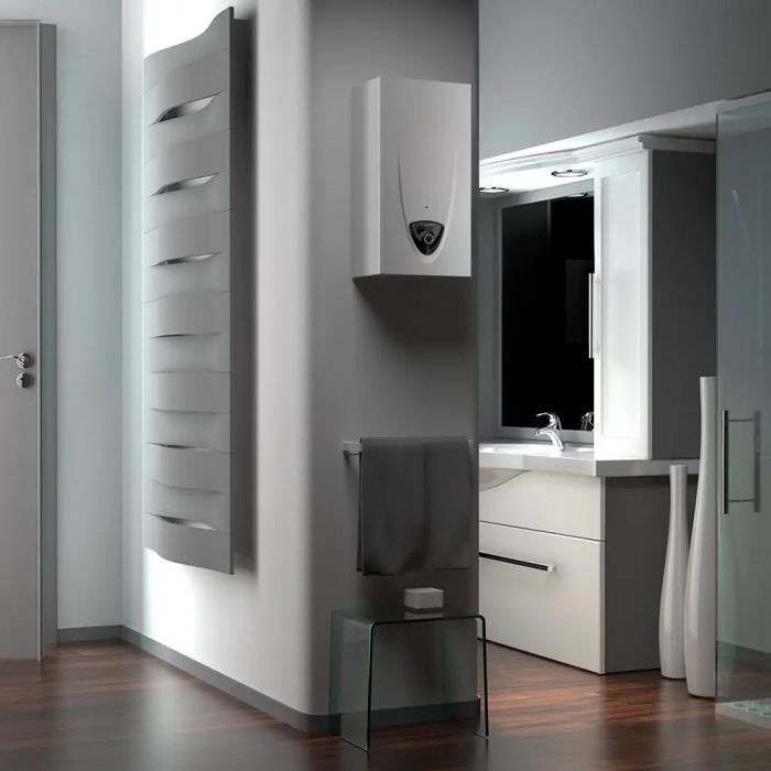 Газова колонка Ariston FAST EVO ONT B 11 NG UA 11л/хв. 19кВт регулювання потужності розпалювання від батарейок