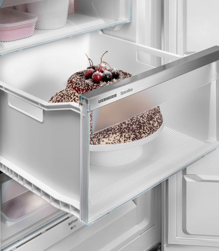 Холодильник Liebherr SBS, 185.5x119.4х67.5, холод.відд.-398л, мороз.відд.-271л, 2дв., A++, NF, диспл внутр., білий