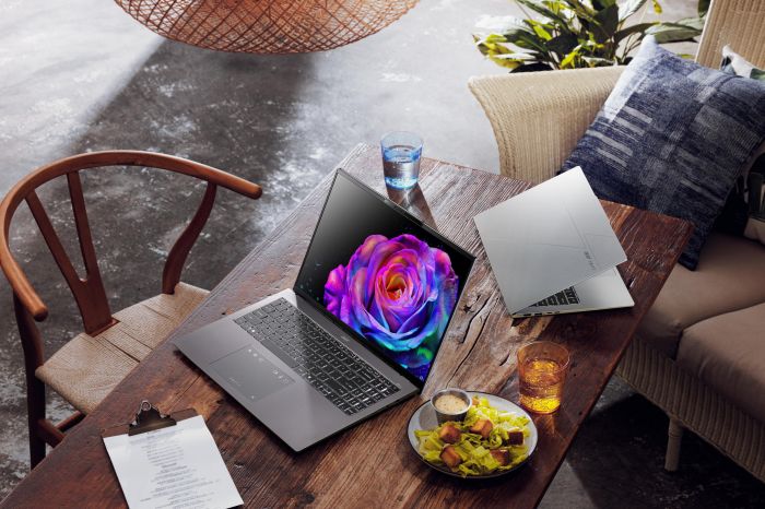Ноутбук Acer Swift Go 14 SFG14-74 14" WUXGA OLED, Intel U9-285H, 32GB, F1TB, UMA, Win11, сріблястий