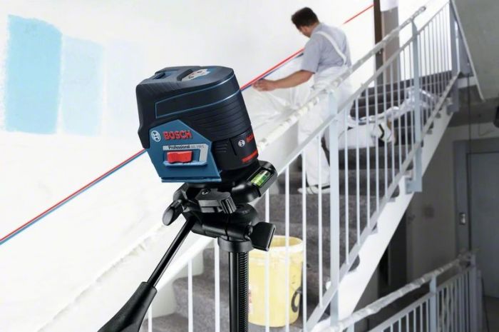 Нівелір лазерний Bosch GCL2-50C+RM2 до 20м, ±0.3мм/м, 4AAx1.5В, IP54, чохол, мішеннь, кейс, 0.6кг