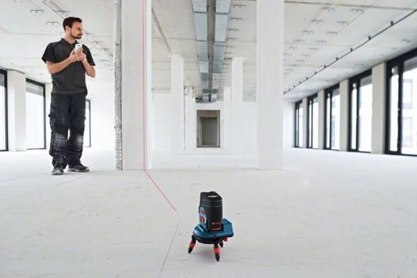 Нівелір лазерний Bosch GCL2-50C+RM2+BT150 до 10м, ±0.3мм/м, 4AAx1.5В, IP54, штативі, чохол, мішеннь, 0.6кг