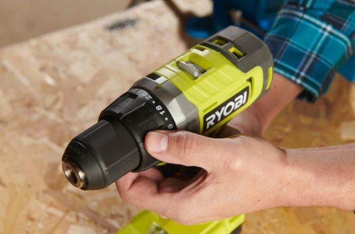 Шурупокрут-дриль акумуляторний Ryobi ONE+ RDD18-1C20S 18В 1х2А·год ЗП 52Нм 450·1750об/хв 1.1кг сумка Шурупокрут-дриль акумуляторний Ryobi ONE+ RDD18-1C20S 18В 1х2А·год ЗП 52Нм 450·1750об/хв 1.1кг сумка
