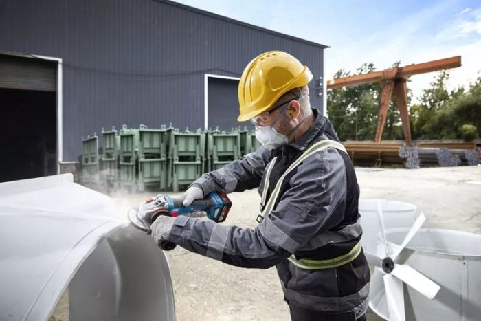 Шліфмашина кутова акумуляторна Bosch GWS 18V-11S 125мм 18В 1x5А·год 0-9000об·хв 1.7кг кейс ЗП  GAL1880CV