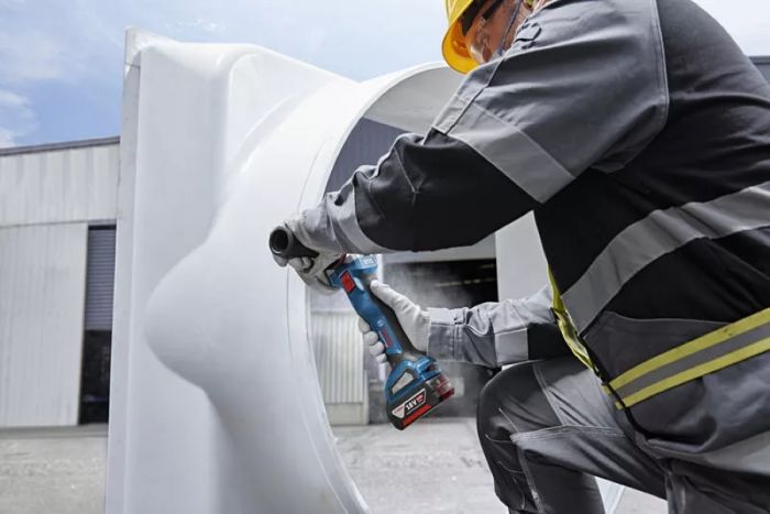 Шліфмашина кутова акумуляторна Bosch GWS 18V-11S 125мм 18В 1x5А·год 0-9000об·хв 1.7кг кейс ЗП  GAL1880CV