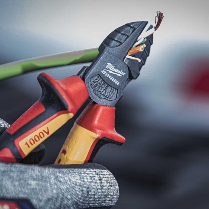 Кусачки-бокорізи Milwaukee, діелектричні, для робіт під напругою 1000В, 145мм