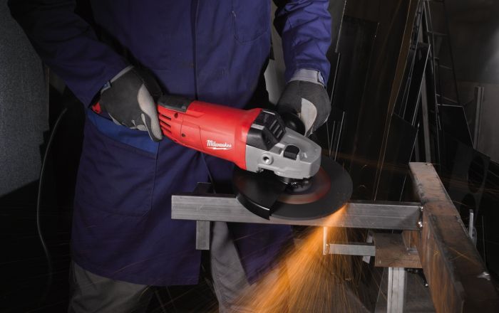 Шліфмашина кутова Milwaukee 22-230/DMS 230мм 22000Вт 6600об·хв 5.2кг