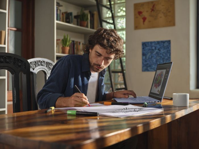 Ноутбук HP OmniBook 5 16-af1004ua 16" 2K IPS AG, Intel U5-225U, 16GB, F1024GB, UMA, DOS, блакитний