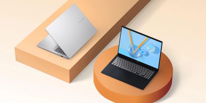 Ноутбук ASUS Vivobook 16 M1607KA-MB060 16" WUXGA IPS, AMD AI 7 350, 16GB, F1TB, UMA, NoOS, Сріблястий