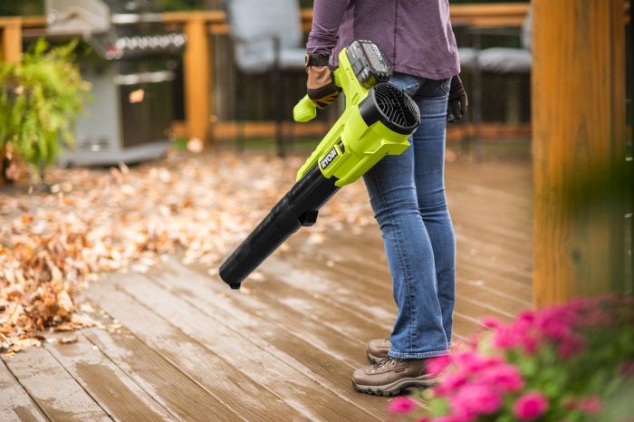 Повітродув садовий акумуляторний Ryobi ONE+ RY18BLA-0 18В 145км/год 2.1кг без АКБ та ЗП