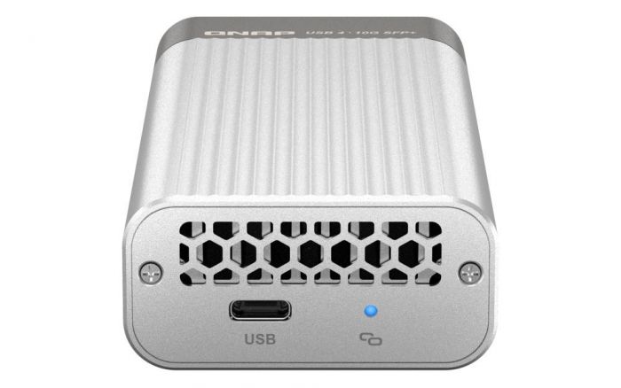 Адаптер QNAP USB 4 Thunderbolt 3/4 10GbE SFP+
