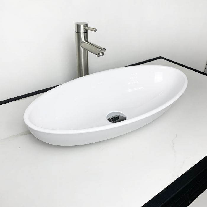 Раковина, умивальник Adamant ANDERE NEW, штучний камінь, овальна, без отвору для змішувача та переливу, 590х295х130мм, накладний, білий Раковина, умивальник Adamant ANDERE NEW, штучний камінь, овальна, без отвору для змішувача та переливу, 590х295х130мм, накладний, білий