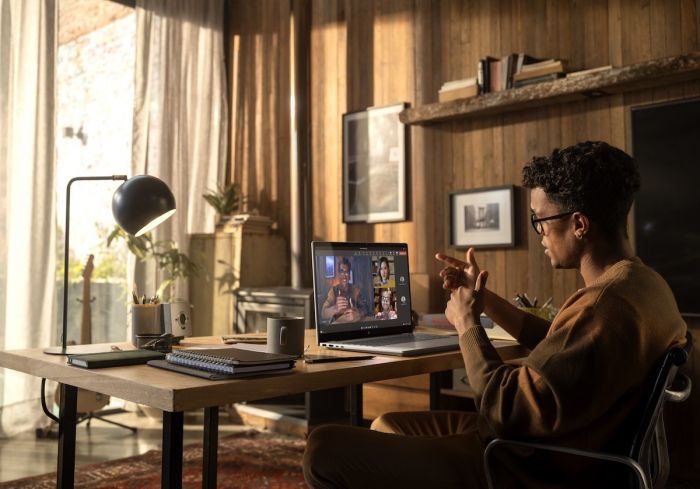 Ноутбук HP OmniBook 7 17-dc0000ua 17.3" FHD IPS Touch, Intel U7-258V, 32GB, F2048GB, NVD4050-6, Win11, сріблястий