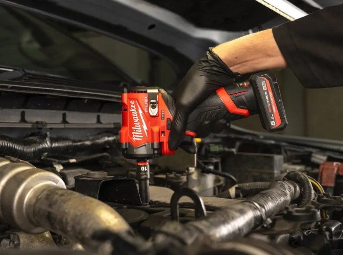 Гайковерт ударний акумуляторний Milwaukee M12 FCIWF12G3-0 12В 745Нм 0-3000об/хв 1/2" 1.0кг без АКБ та ЗП