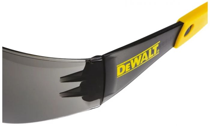 Окуляри захисні DeWalt Protector лінзи-затемнені полікарбонат Окуляри захисні DeWalt Protector лінзи-затемнені полікарбонат