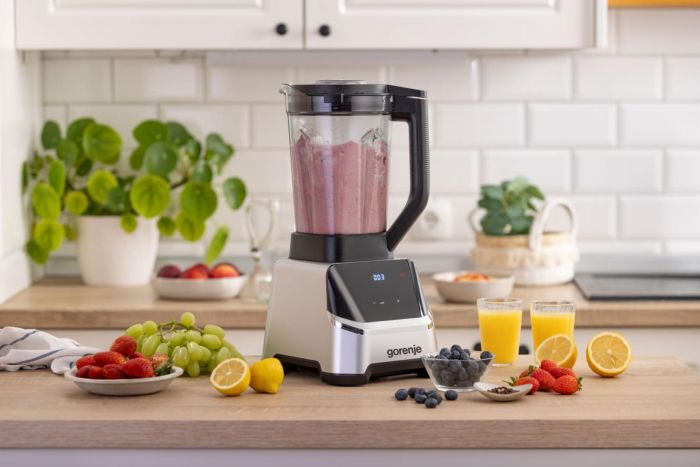 Блендер Gorenje стаціонарний 1500Вт, чаша-2000мл, дисплей, подрібнювач, чорний-нерж Блендер Gorenje стаціонарний 1500Вт, чаша-2000мл, дисплей, подрібнювач, чорний-нерж