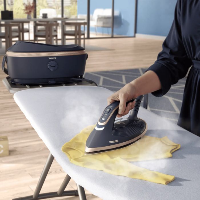 Парогенератор Philips PerfectCare 8000, 3120Вт, 1400мл, паровий удар -800гр, верт. відпарювання, нерж. сталь, чорний Парогенератор Philips PerfectCare 8000, 3120Вт, 1400мл, паровий удар -800гр, верт. відпарювання, нерж. сталь, чорний