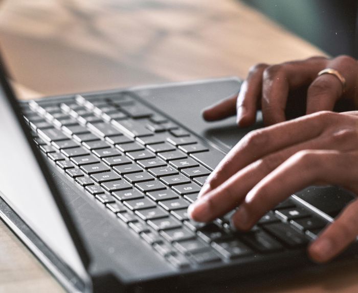 Ноутбук HP Victus 15-fa2019ua 15.6" FHD IPS AG, Intel i7-13620H, 16GB, F1TB, NVD5050-8, DOS, сірий