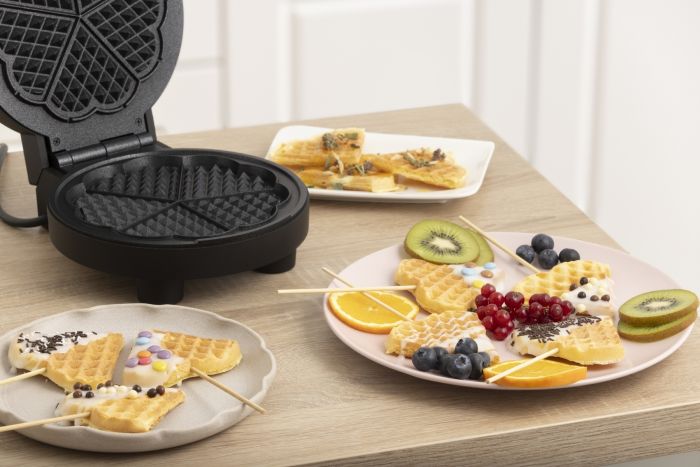 Міні-гриль  Gorenje 1000Вт, алюміній, пластина д/вафель, корпус-метал, чорний