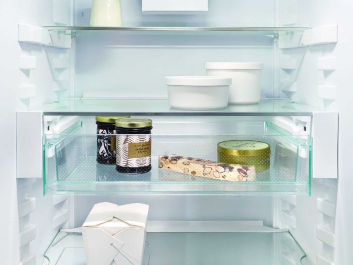 Холодильник Liebherr з нижн. мороз., 201.5x74.7х67.5, холод.відд.-346л, мороз.відд.-128л, 2дв., A++, NF, диспл внутр., чорний