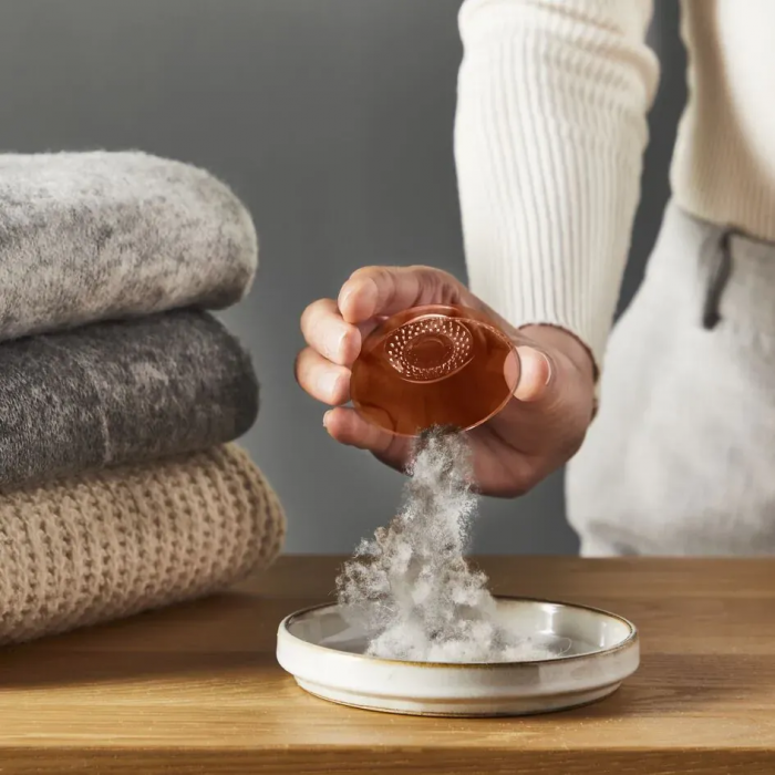 Машинка для видалення катишків Rowenta Easy Care, велика площа лез. 60 хв. роботи на одному заряді, USB, помаранчевий