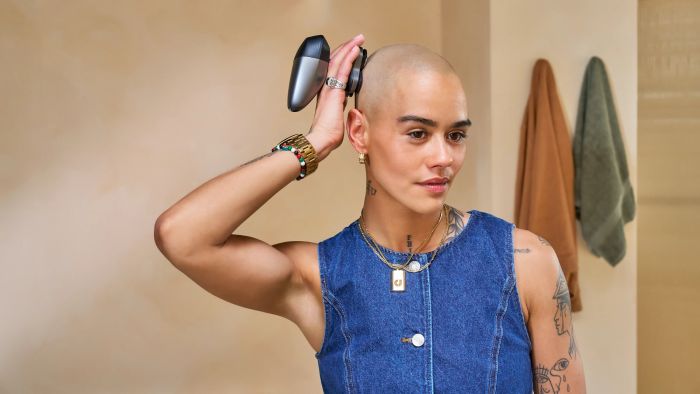 Бритва електр. для голови  Philips роторна Pro Series 7000,  бритв.головок-4, Li-Ion, сух.+волог., кейс для збреріг., чорний