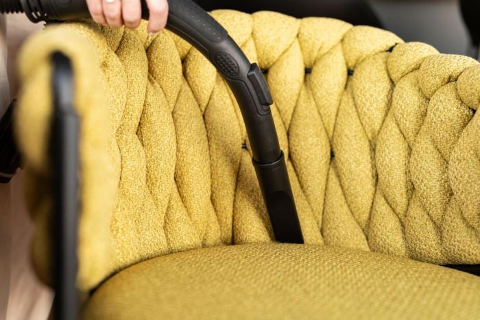 Пилосос Gorenje мішковий, 850Вт, конт пил -3л, HEPA, телескоп трубка, бронзовий