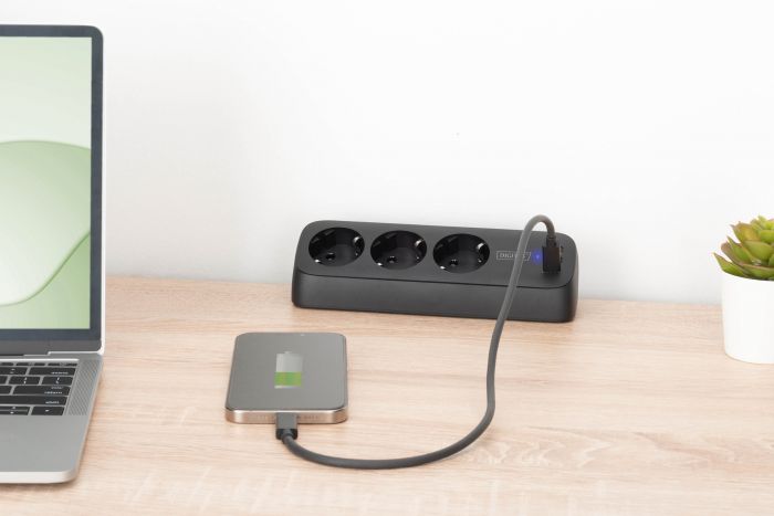 Блок розеток DIGITUS Office, 3xSchuko, 2xUSB-A, 1xUSB-C, 16A, 1.5м, вилка Schuko, чорний