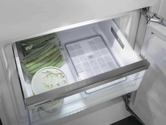 Холодильник Liebherr вбудований SBS, 177x111.8х54.6, холод.відд.-291л, мороз.відд.-209л, 2дв., F, NF, диспл внутр., білий